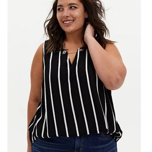 Torrid Black&White Chain Tank NWT